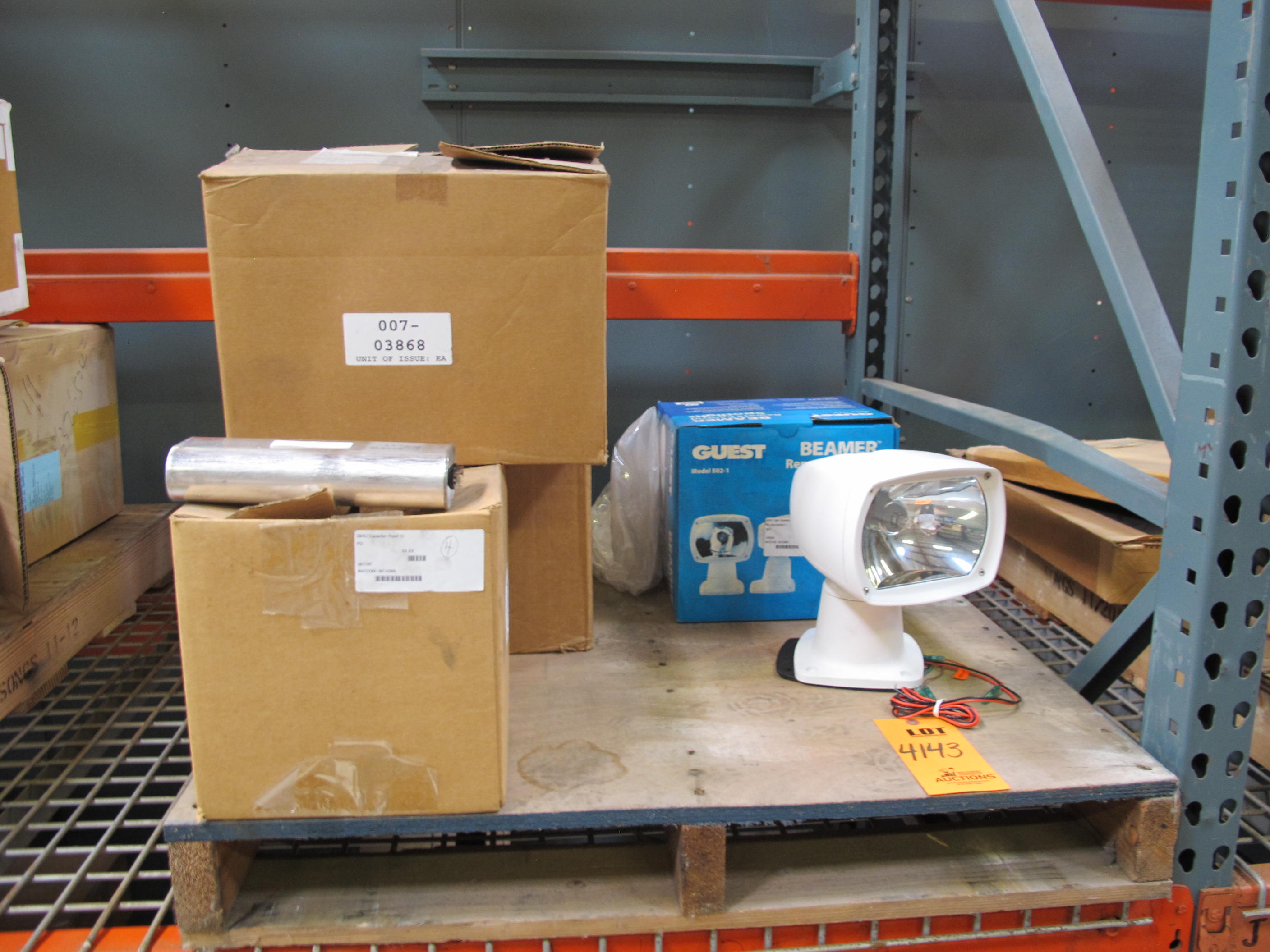 LOT TO INCLUDE: (76) CAPACITORS, FIXED TYPE, 13 UF CAPACITANCE, 1000 VAC VOLTAGE, PAPER/POLYPROPYLENE FILM/FOIL MATERIAL, (1) LIGHT, SPOTLIGHT KIND.. LOADING & HANDLING FEE $15-4143